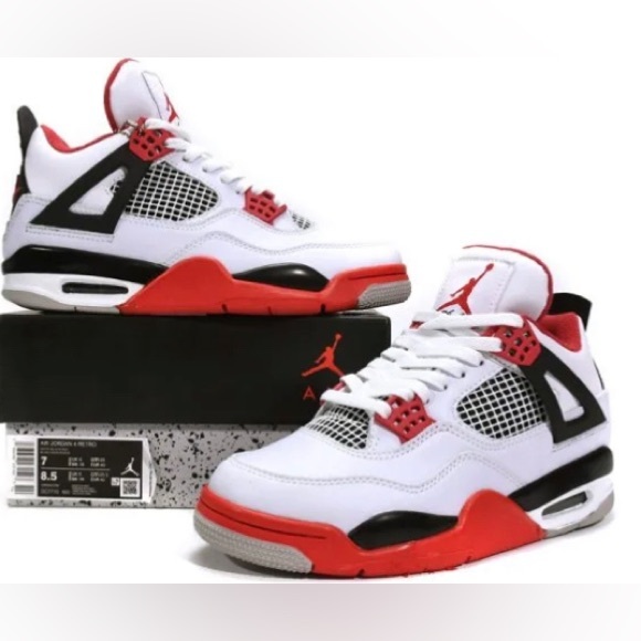 Selling OG Jordan, four retro fire red size 10 in men - Picture 7 of 8
